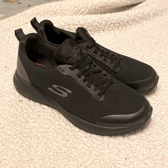 Skechers Shoes - Sketchers Slip-Resistant Shoes